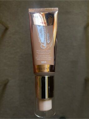 Revlon Candid Foundation - Natural Tan 350